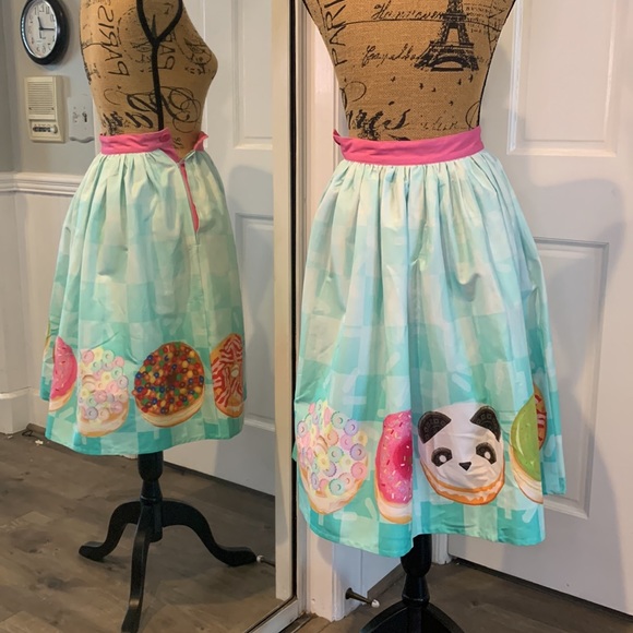 Unique Vintage Donut Swing Skirt XS - Picture 2 of 8